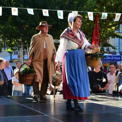 Défilé au fil des 4 saisons